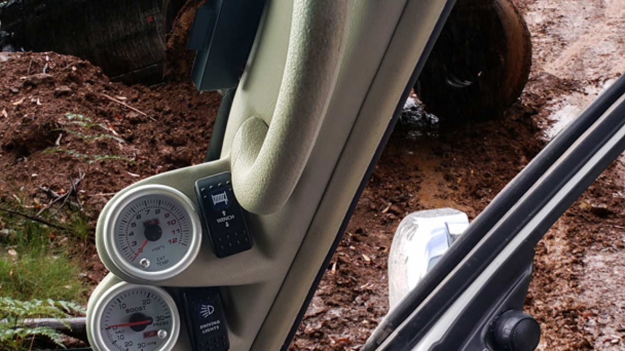 Nissan Patrol GU Pillar Pod Kenay Kustoms